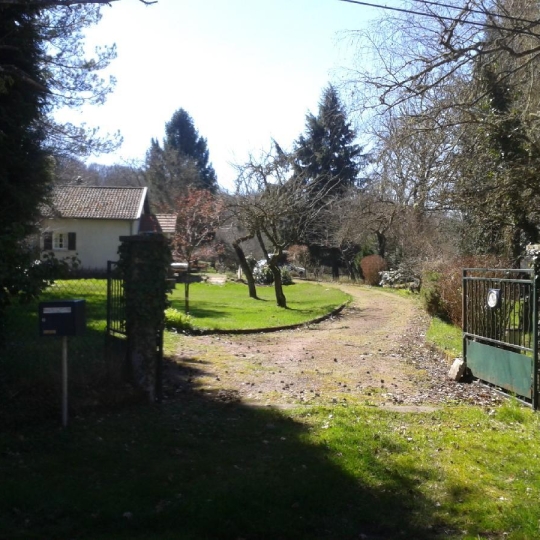 Aubusson Immobilier : Maison / Villa | SAINT-SULPICE-LES-CHAMPS (23480) | 75.00m2 | 140 400 € Aubusson Immobilier : Maison / Villa | SAINT-SULPICE-LES-CHAMPS (23480) | 75.00m2 | 140 400 €