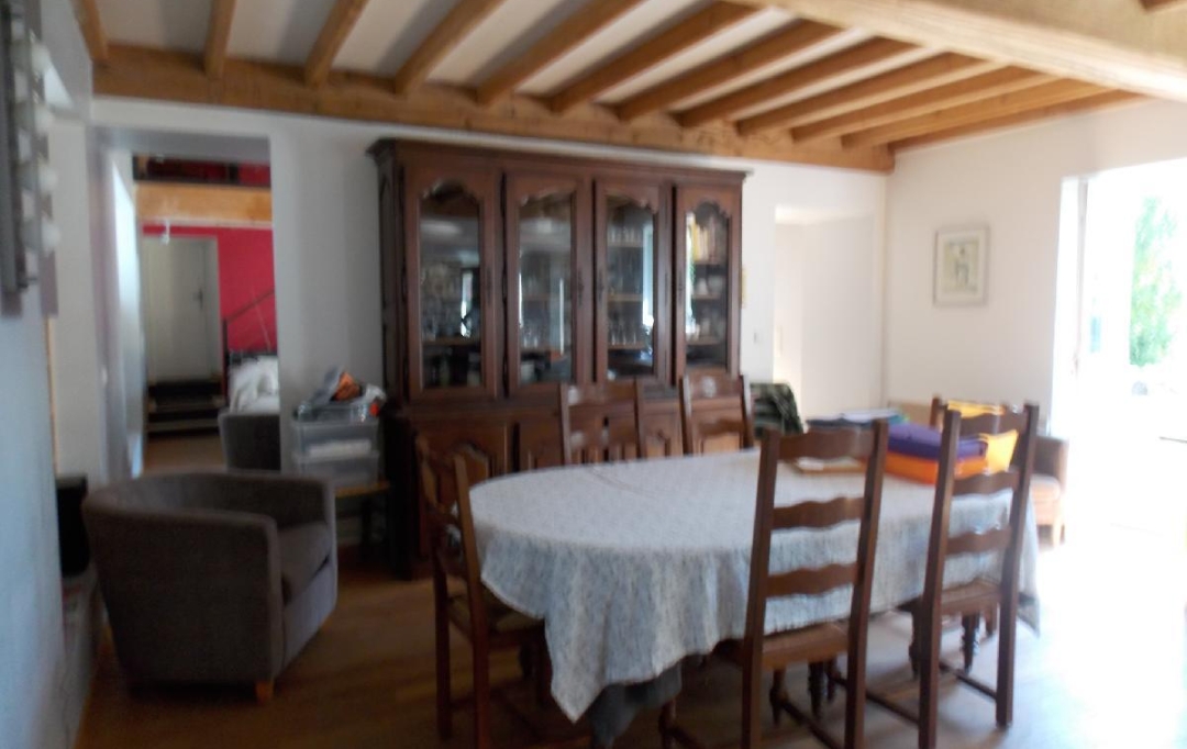 Aubusson Immobilier : Maison / Villa | SAINT-YRIEIX-LA-MONTAGNE (23460) | 162 m2 | 197 950 € 