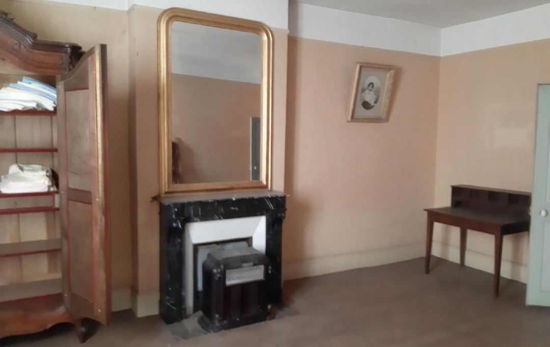 Aubusson Immobilier : Maison / Villa | FELLETIN (23500) | 150 m2 | 44 000 € 