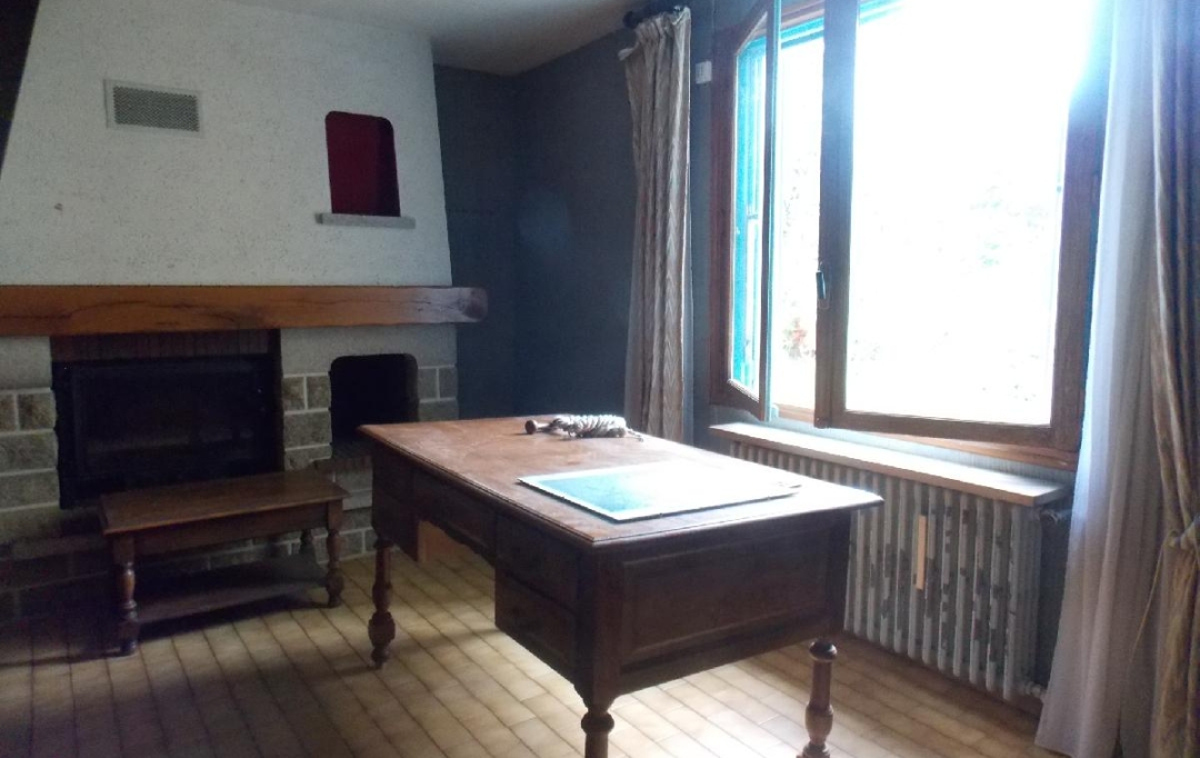 Aubusson Immobilier : Maison / Villa | SAINT-MEDARD-LA-ROCHETTE (23200) | 175 m2 | 115 500 € 