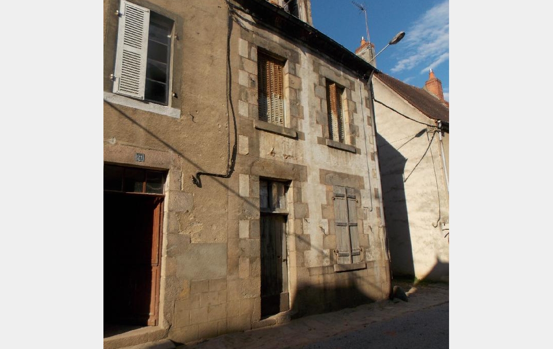 Aubusson Immobilier : Maison / Villa | CHAMBON-SUR-VOUEIZE (23170) | 70 m2 | 8 000 € 