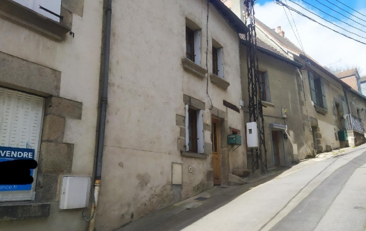 Maison AUBUSSON 73 m2 66 000 € Maison AUBUSSON 73 m2 66 000 €