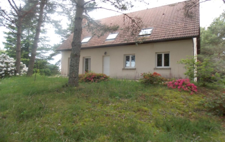 Maison GENTIOUX-PIGEROLLES 190 m2 160 500 € Maison GENTIOUX-PIGEROLLES 190 m2 160 500 €